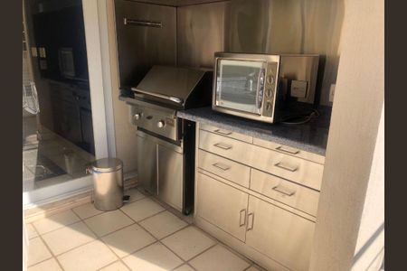 Casa de condomínio à venda com 950m², 4 quartos e 5 vagas