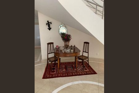 Casa de condomínio à venda com 950m², 4 quartos e 5 vagas