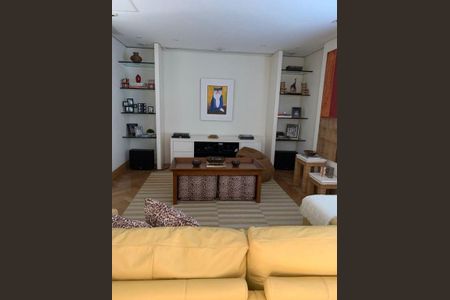 Casa de Condomínio à venda com 4 quartos, 950m² em Alphaville Residencial Um, Barueri