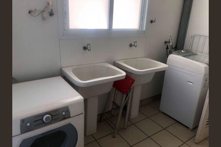 Casa de condomínio à venda com 950m², 4 quartos e 5 vagas