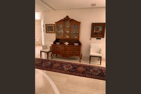 Casa de condomínio à venda com 950m², 4 quartos e 5 vagas