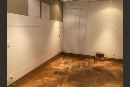 Casa de condomínio à venda com 950m², 4 quartos e 5 vagas