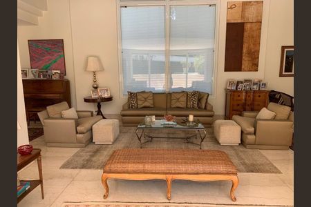 Casa de Condomínio à venda com 4 quartos, 950m² em Alphaville Residencial Um, Barueri