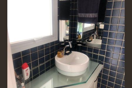 Casa de condomínio à venda com 950m², 4 quartos e 5 vagas