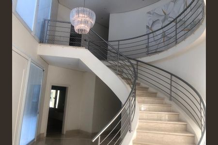 Casa de condomínio à venda com 950m², 4 quartos e 5 vagas