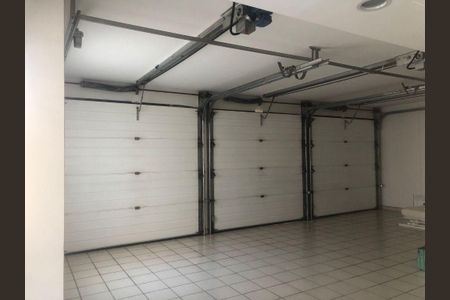 Casa de condomínio à venda com 950m², 4 quartos e 5 vagas