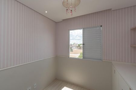 Apartamento para alugar com 67m², 2 quartos e 1 vagaQuarto