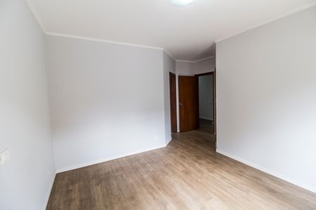 Casa à venda com 480m², 4 quartos e 3 vagas Casa à venda com 480m², 4 quartos e 3 vagasSuíte master