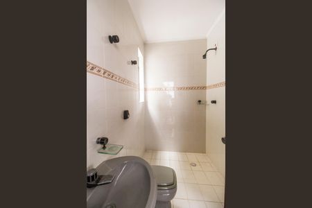 Casa à venda com 480m², 4 quartos e 3 vagas Casa à venda com 480m², 4 quartos e 3 vagasBanheiro