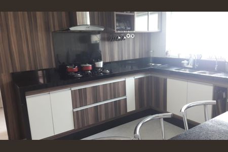 Casa à venda com 4 quartos, 324m² em Alphaville, Santana de Parnaíba