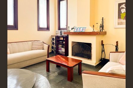 Casa à venda com 3 quartos, 287m² em Residencial Quatro (Alphaville), Santana de Parnaíba