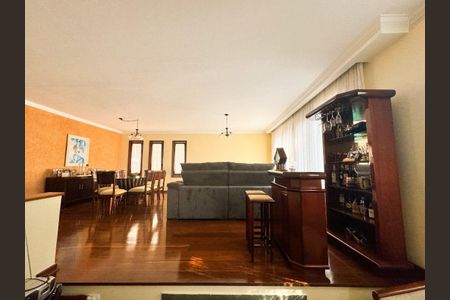 Casa à venda com 3 quartos, 287m² em Residencial Quatro (Alphaville), Santana de Parnaíba