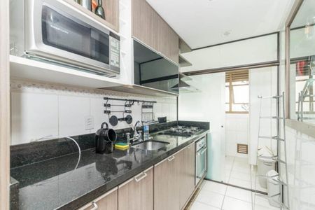 Cozinha  de apartamento para alugar com 2 quartos, 74m² em Petrópolis, Porto Alegre