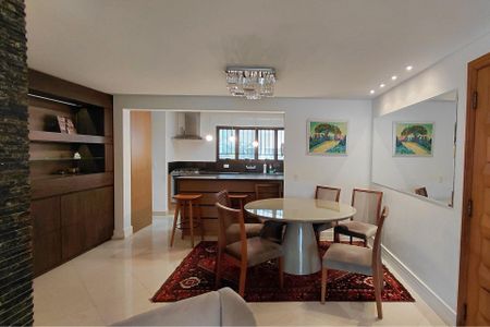 Apartamento à venda com 3 quartos, 110m² em Campo Belo, São Paulo