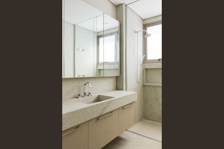 Casa à venda com 620m², 5 quartos e 4 vagasFoto 32