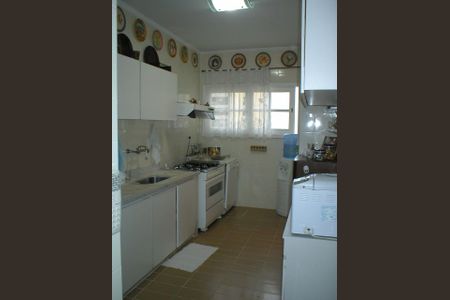 Apartamento à venda com 5 quartos, 207m² em Jardim Morumbi, São Paulo