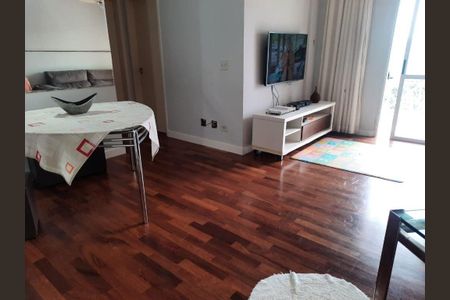 Apartamento à venda com 70m², 2 quartos e 2 vagas