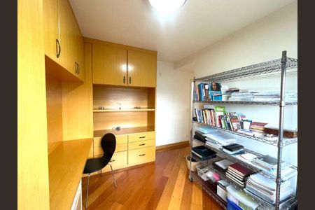 Apartamento à venda com 2 quartos, 94m² em Alphaville Industrial, Barueri