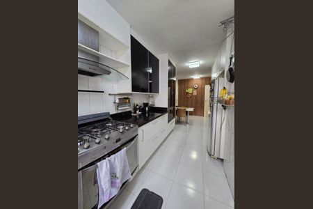 Apartamento à venda com 165m², 3 quartos e 3 vagas