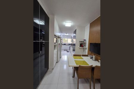 Apartamento à venda com 165m², 3 quartos e 3 vagas