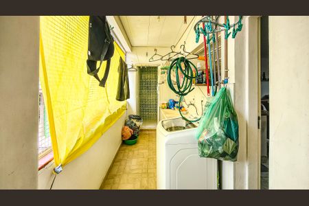 Apartamento para alugar com 130m², 3 quartos e 1 vagaÁrea de Serviço