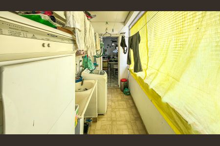 Apartamento para alugar com 130m², 3 quartos e 1 vagaÁrea de Serviço