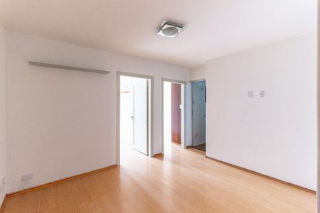 Sala de apartamento para alugar com 2 quartos, 68m² em Higienópolis, São Paulo