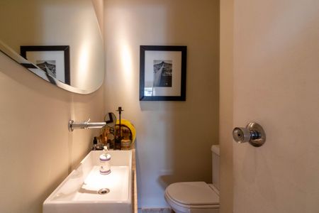 Apartamento à venda com 192m², 3 quartos e 1 vaga Apartamento à venda com 192m², 3 quartos e 1 vagaLavabo