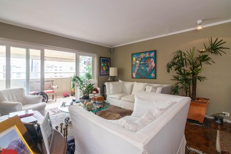 Apartamento à venda com 192m², 3 quartos e 1 vaga Apartamento à venda com 192m², 3 quartos e 1 vagaSala