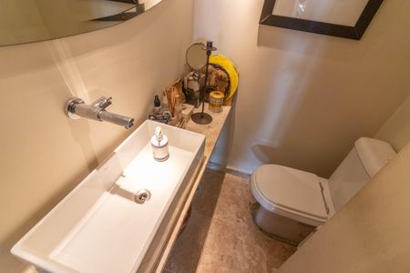 Apartamento à venda com 192m², 3 quartos e 1 vaga Apartamento à venda com 192m², 3 quartos e 1 vagaLavabo