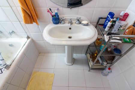 Apartamento à venda com 192m², 3 quartos e 1 vaga Apartamento à venda com 192m², 3 quartos e 1 vagaBanheiro da Suíte