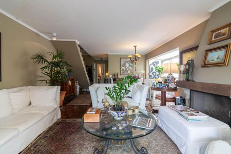 Apartamento à venda com 192m², 3 quartos e 1 vaga Apartamento à venda com 192m², 3 quartos e 1 vagaSala