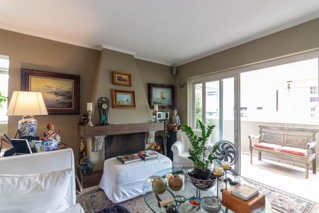 Apartamento à venda com 192m², 3 quartos e 1 vaga Apartamento à venda com 192m², 3 quartos e 1 vagaSala