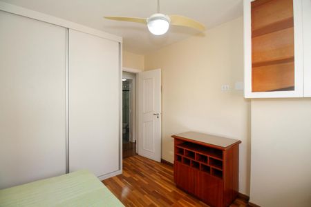 Apartamento para alugar com 160m², 4 quartos e 3 vagasQuarto 2