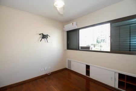 Apartamento para alugar com 160m², 4 quartos e 3 vagasSuíte 2