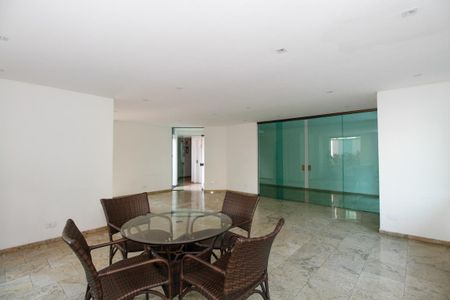 Apartamento para alugar com 160m², 4 quartos e 3 vagasÁrea Comum - Salão de Festas