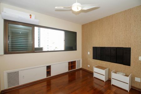 Apartamento para alugar com 160m², 4 quartos e 3 vagasSuíte 2