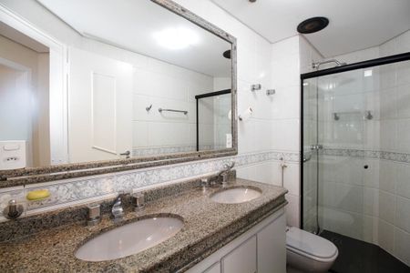 Apartamento para alugar com 160m², 4 quartos e 3 vagasBanheiro Social
