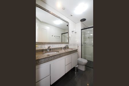 Apartamento para alugar com 160m², 4 quartos e 3 vagasBanheiro Social