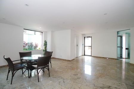 Apartamento para alugar com 160m², 4 quartos e 3 vagasÁrea Comum - Salão de Festas