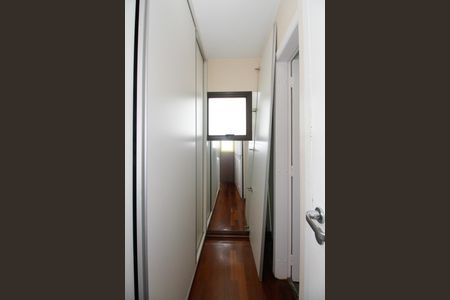 Apartamento para alugar com 160m², 4 quartos e 3 vagasCloset da Suíte 2