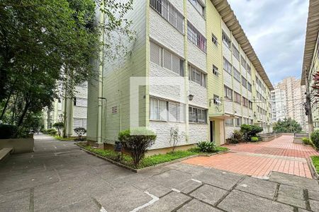 Apartamento à venda com 62m², 2 quartos e 1 vaga Apartamento à venda com 62m², 2 quartos e 1 vagaFachada