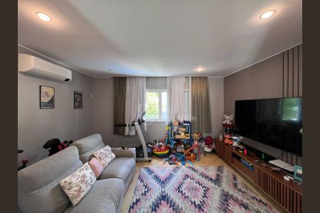 Casa à venda com 3 quartos, 300m² em Residencial Tres (Alphaville), Santana de Parnaíba