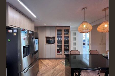 Casa à venda com 300m², 3 quartos e 4 vagas