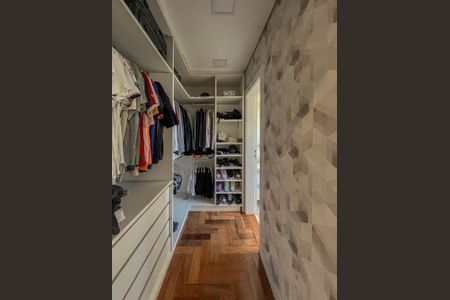 Casa de condomínio à venda com 451m², 4 quartos e 2 vagas