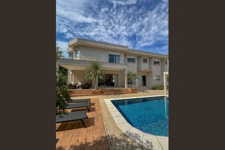 Casa de condomínio à venda com 451m², 4 quartos e 2 vagas