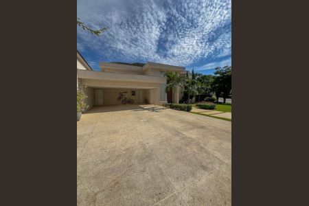 Casa de condomínio à venda com 451m², 4 quartos e 2 vagas