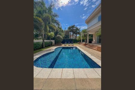 Casa de condomínio à venda com 451m², 4 quartos e 2 vagas