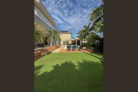 Casa de condomínio à venda com 451m², 4 quartos e 2 vagas