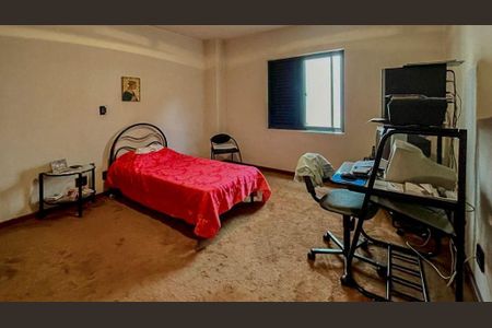 Casa de condomínio à venda com 651m², 4 quartos e 5 vagas